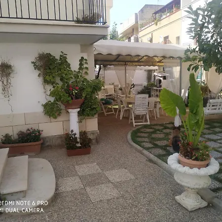 La Neviera فندق مبيت وإفطار