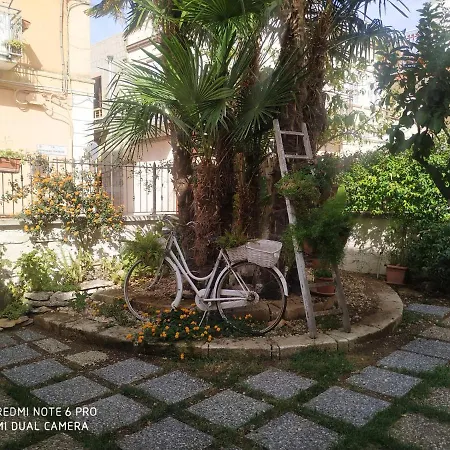 Bed and Breakfast La Neviera 3*