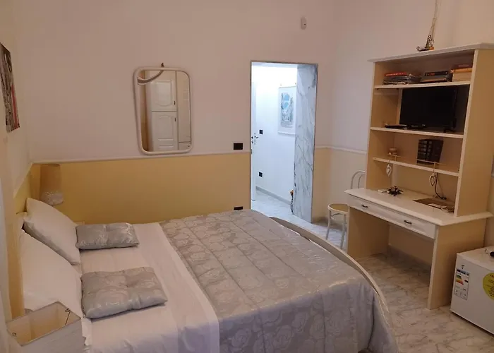 Bed & Breakfast La Neviera 3*